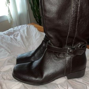 Comfort view tall brown boots size 10 only worn a few times